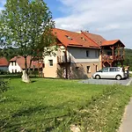Apartmany Polevsko Pensjonat 3*